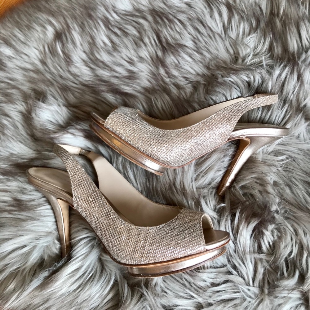 Pelle Moda | Heels - Picture 2 of 6